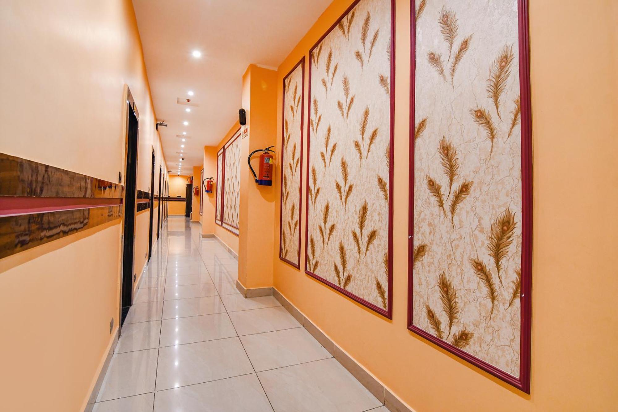 Fabhotel Royal Park Inn - Nr Eden Garden Stadium Calcutá Exterior foto